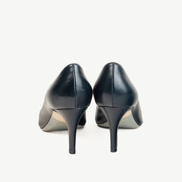 Giorgio Armani Navy Blue Leather Pointed-Cap-Toe Pumps - Picture 3 of 10